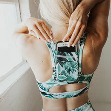 Load image into Gallery viewer, Sports Bra  Phone Pocket Compression Push